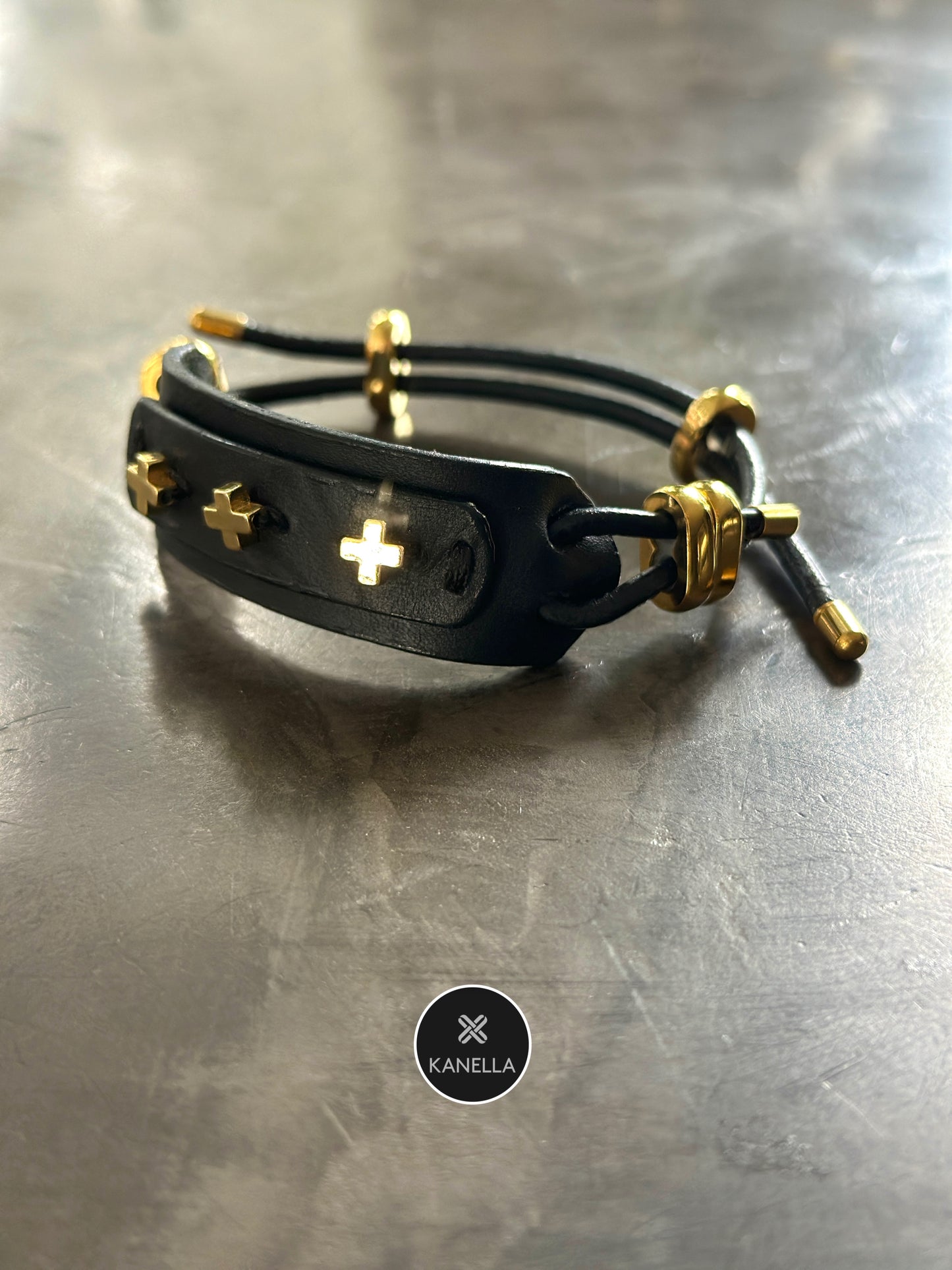 Kanella Leather Anemone Leather Bracelet