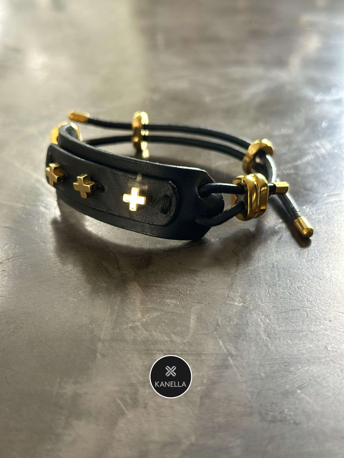 Anemone Leather Bracelet - Kanella Leather