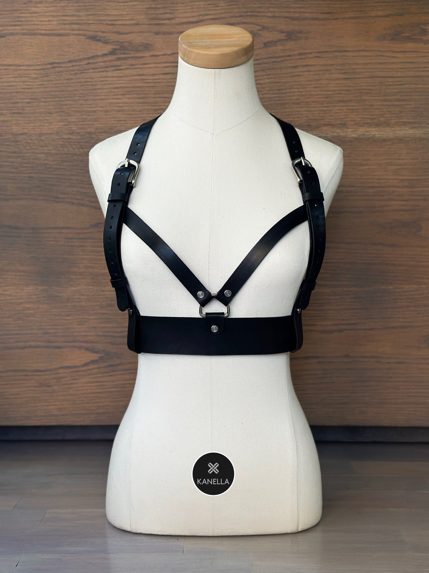 Zephyra Chest Harness front - Kanella Leather