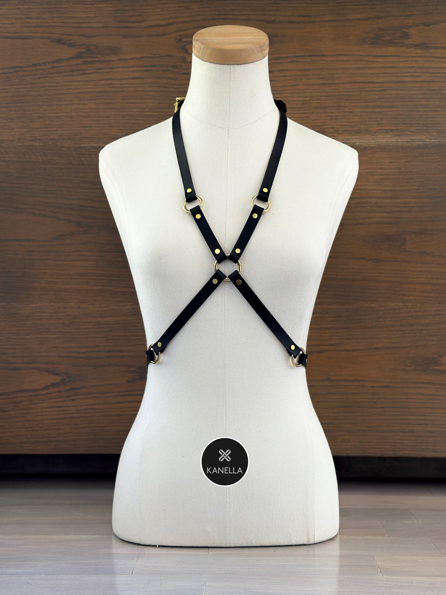 Petite Nova Choker Harness