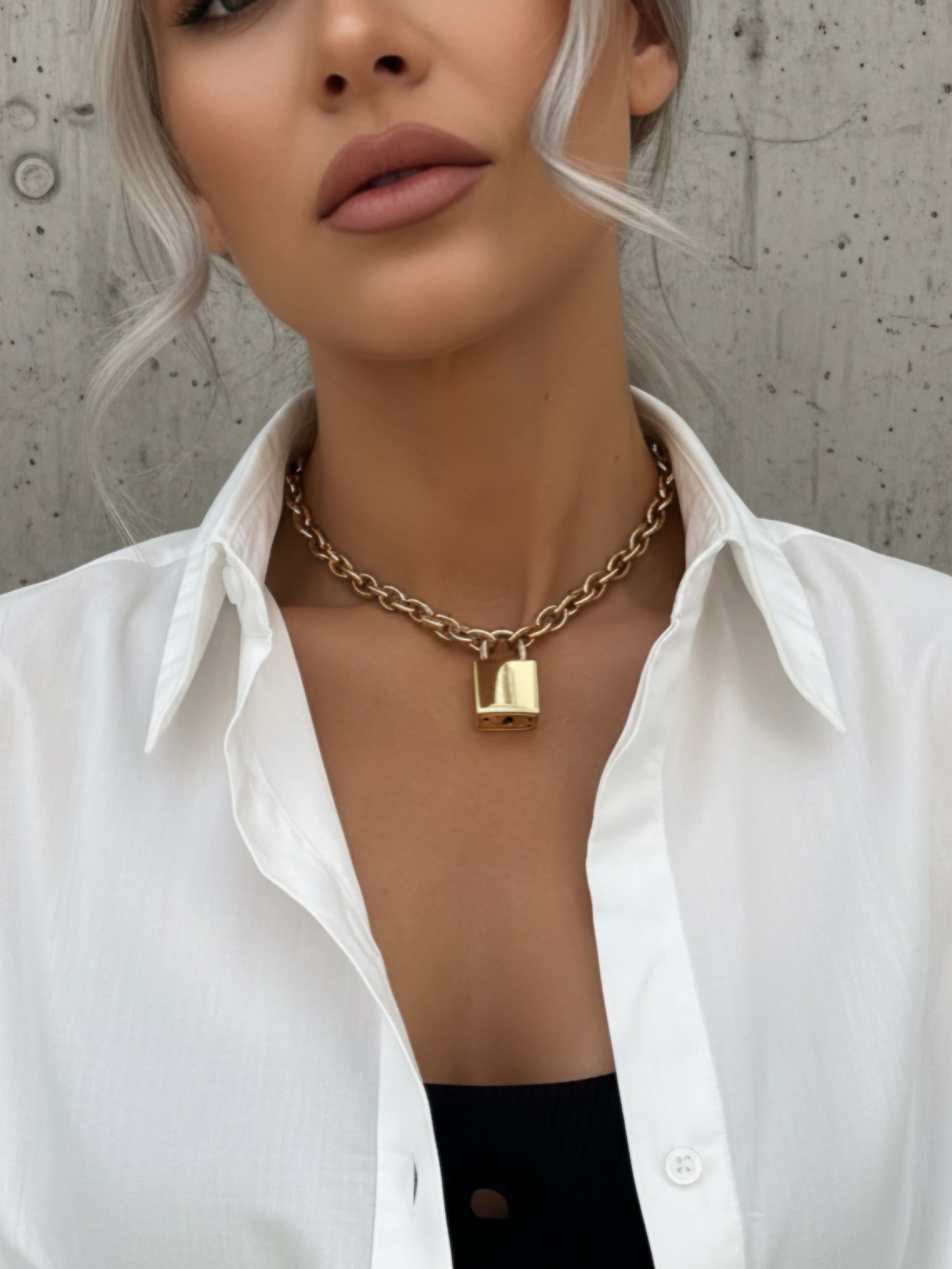 Kharis Chain necklace 1- Kanella Leather