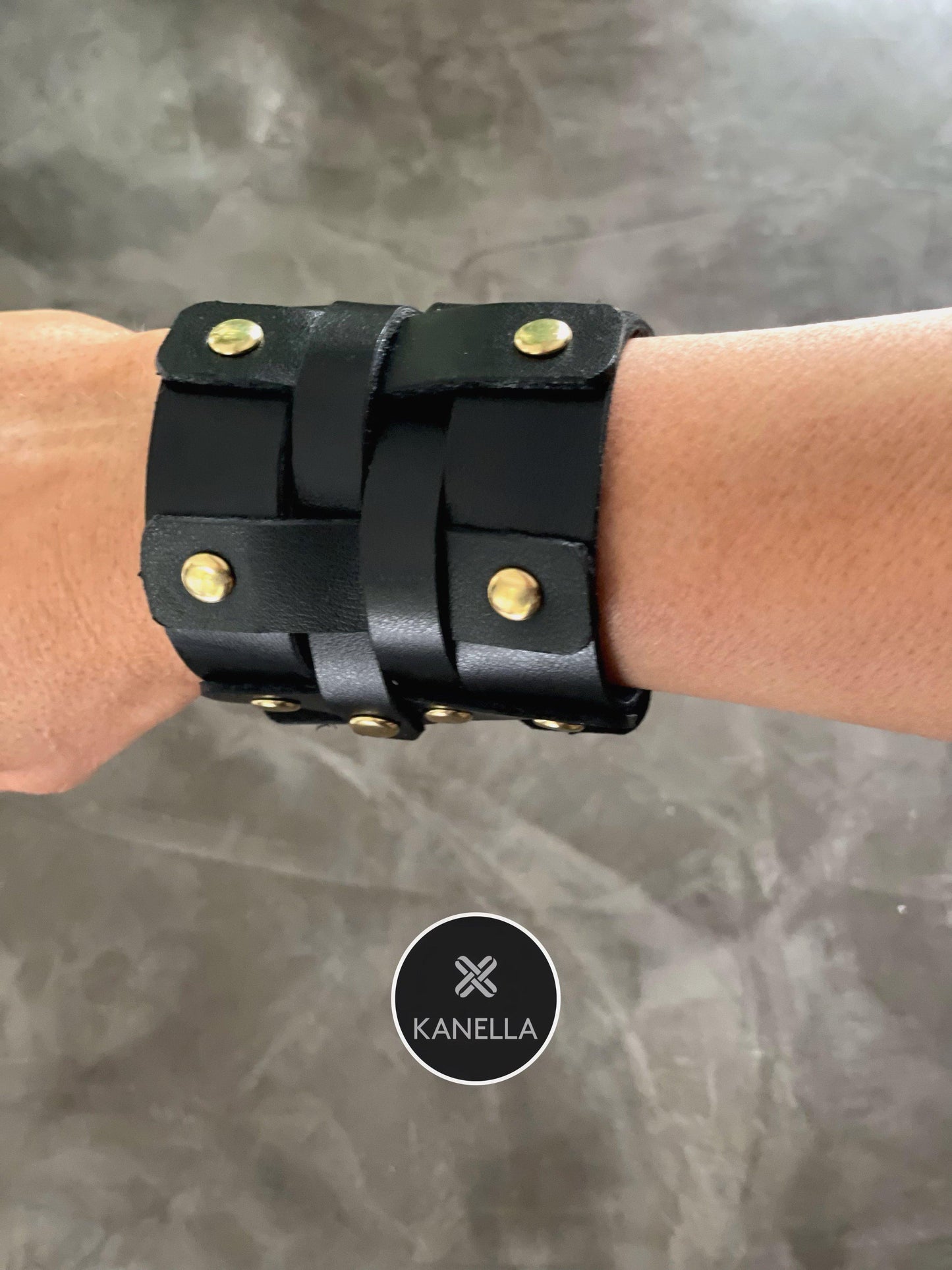 Metanira Cuff Bracelet - Kanella Leather