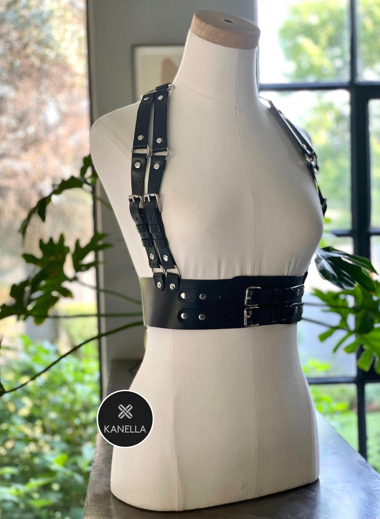 Xanthus Chest Harness - Kanella Leather